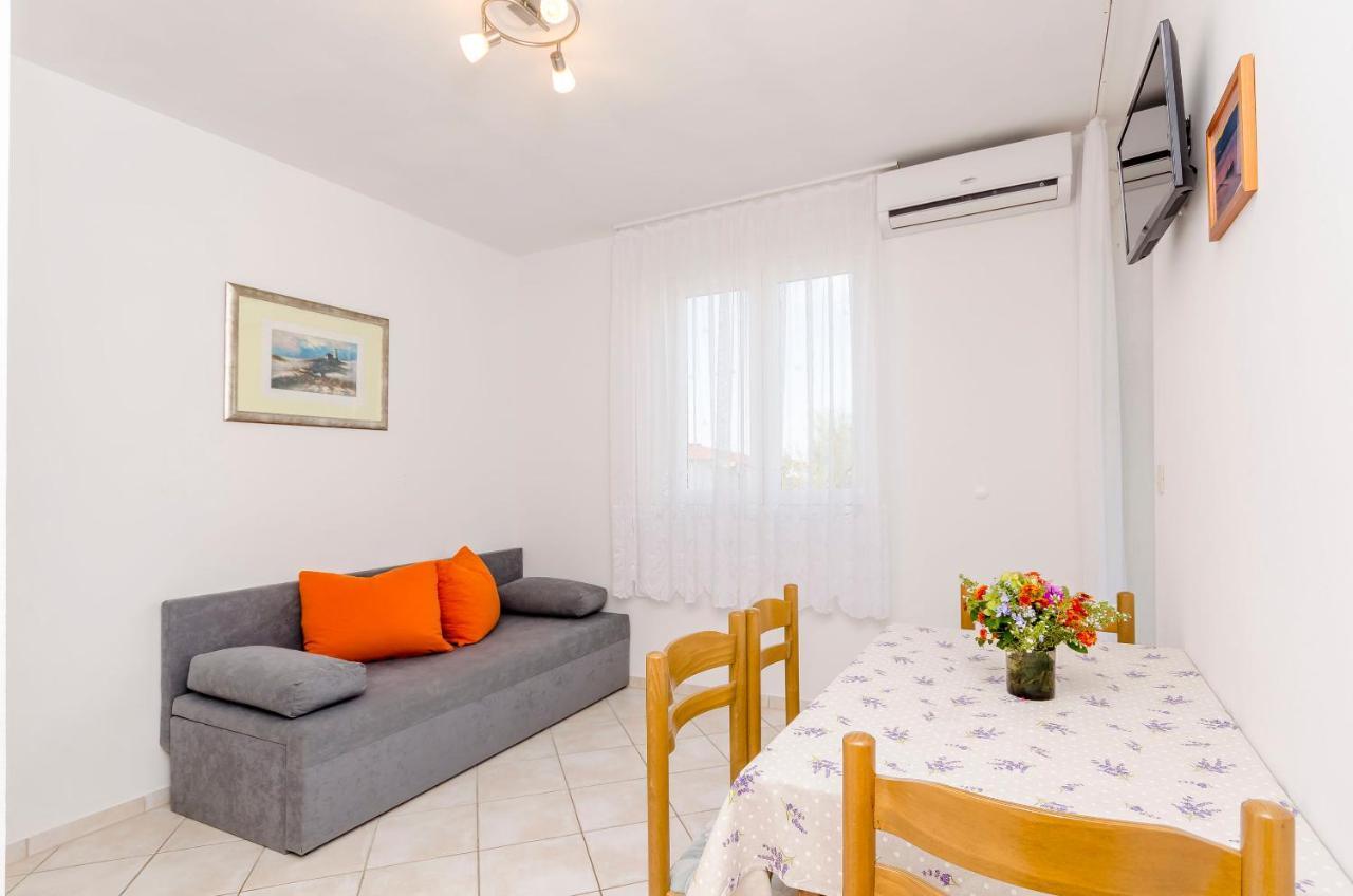 Apartments Mate Trogir Buitenkant foto