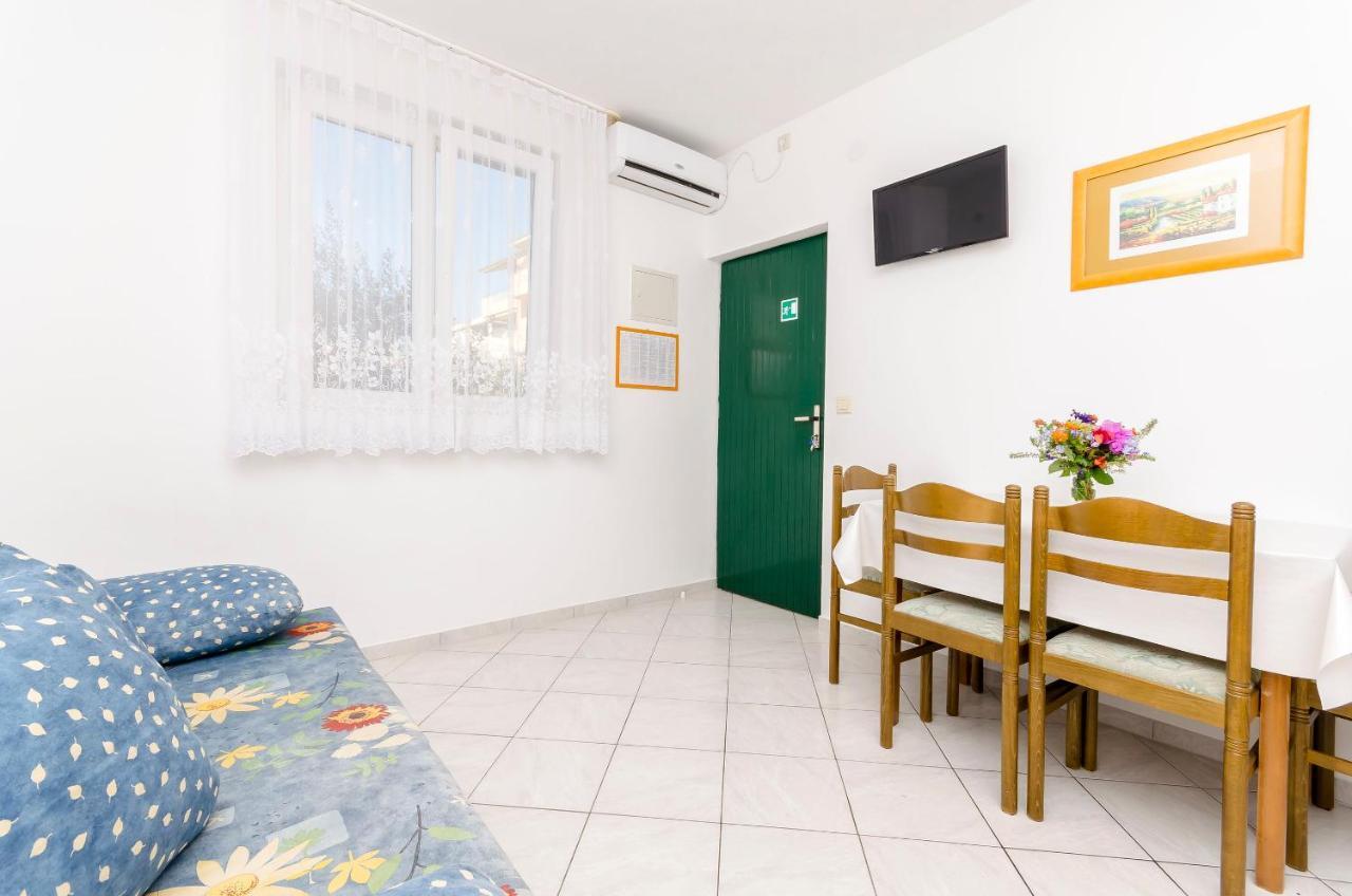 Apartments Mate Trogir Buitenkant foto
