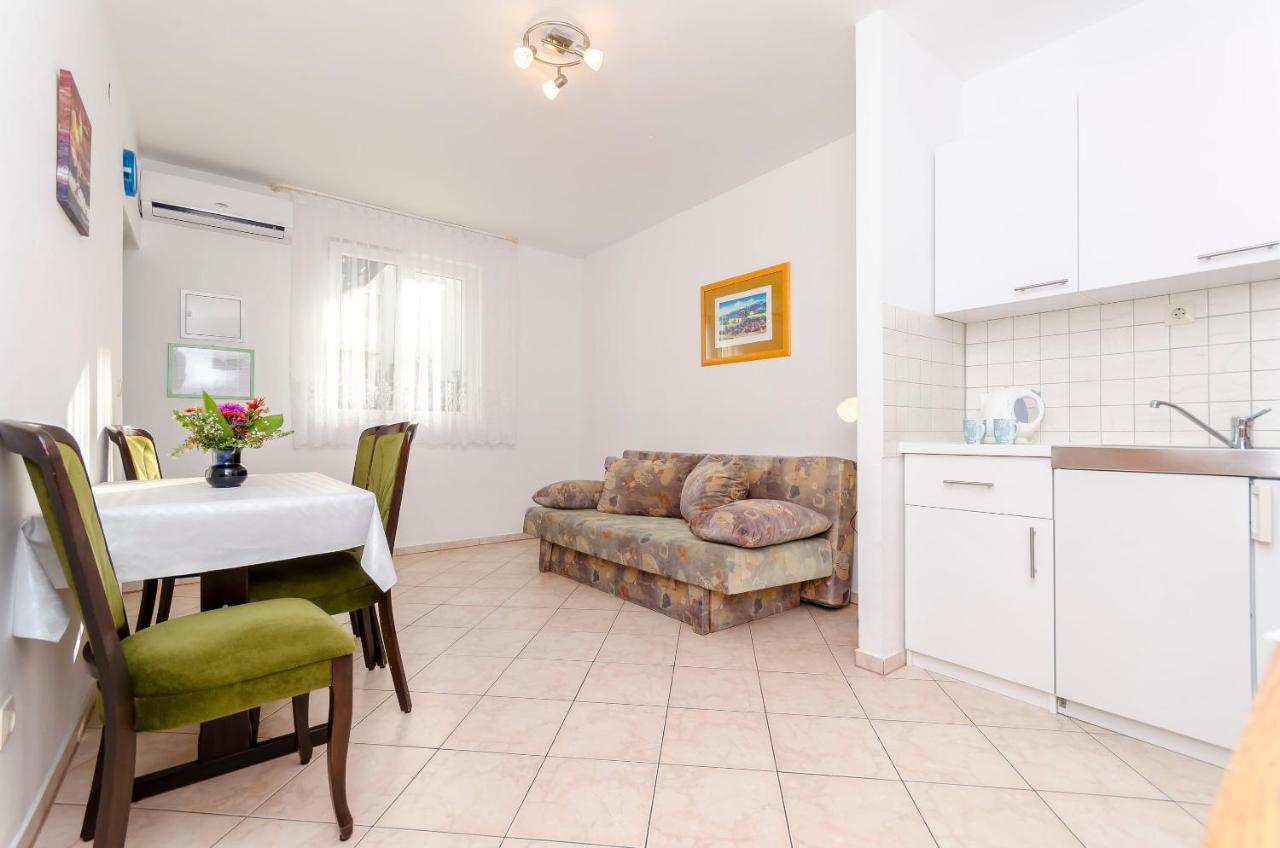 Apartments Mate Trogir Buitenkant foto
