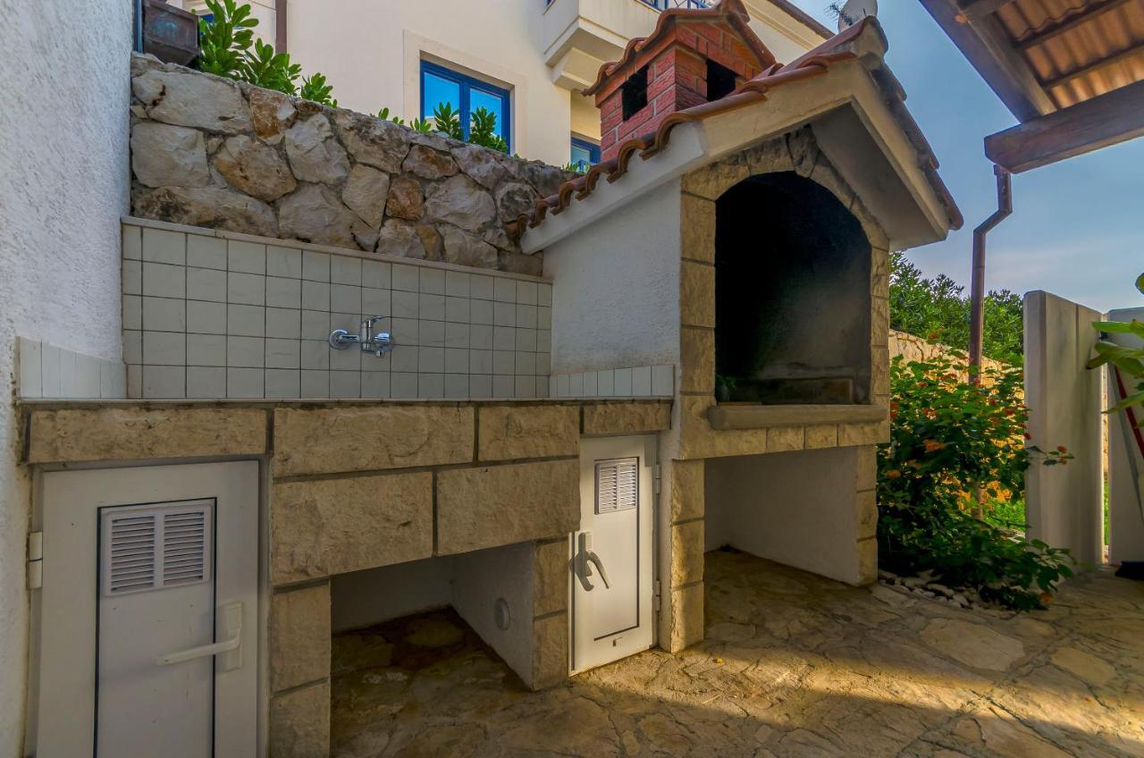 Apartments Mate Trogir Buitenkant foto