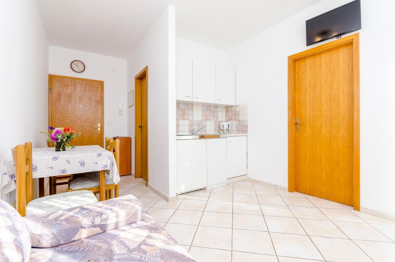 Apartments Mate Trogir Buitenkant foto