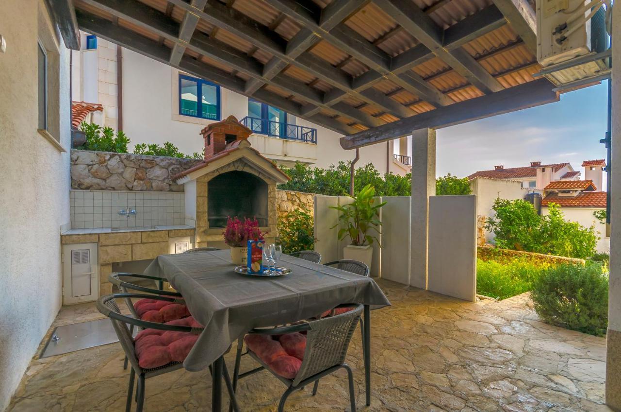 Apartments Mate Trogir Buitenkant foto